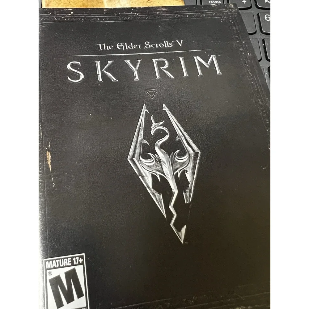 The Elder Scrolls V Skyrim Sony PlayStation 3 PS3 Game with Manual‎ and Map